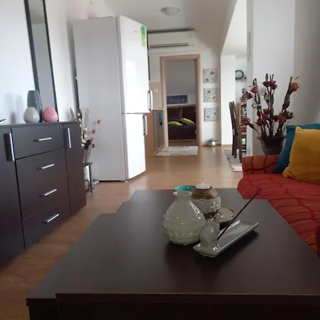 Veneta شقة سوزوبول