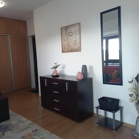 Veneta شقة سوزوبول